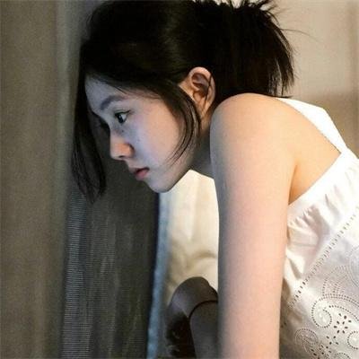 每天爱你8小时海报