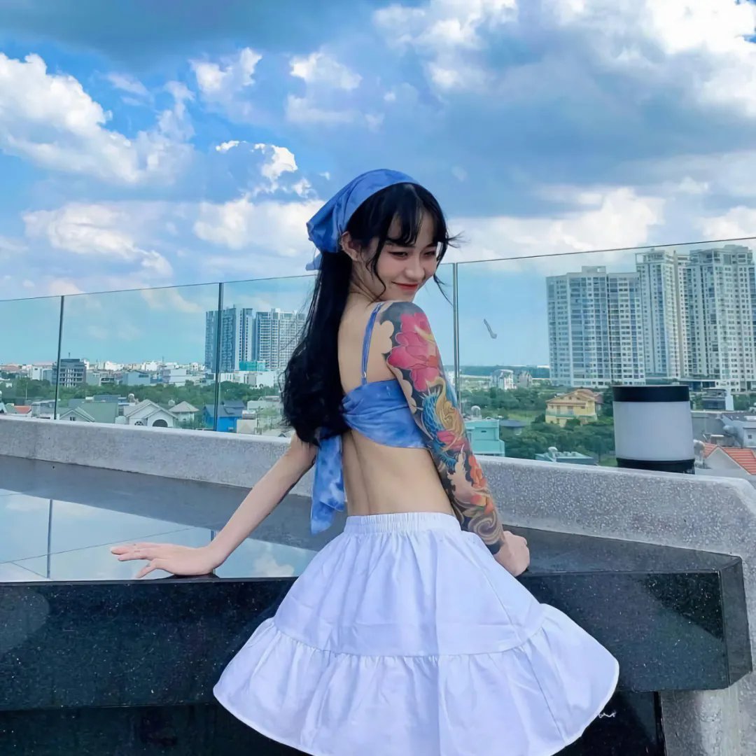 空中的天使海报