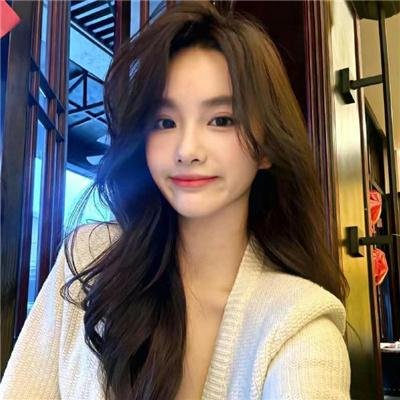 你比星光美丽海报